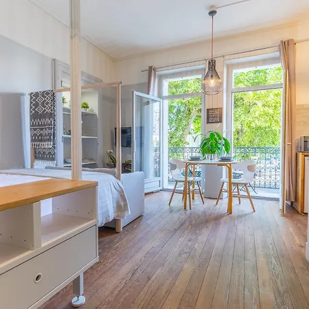 Appartement Clemenceau - Parking Privé Inclus Aix-les-Bains